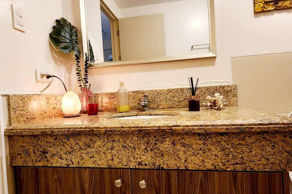 Casa Antonio At Fairway Terraces Family Penthouse 2Br Wi-Fi Nr Golf, Airport, Fort Bgc Маніла Екстер'єр фото