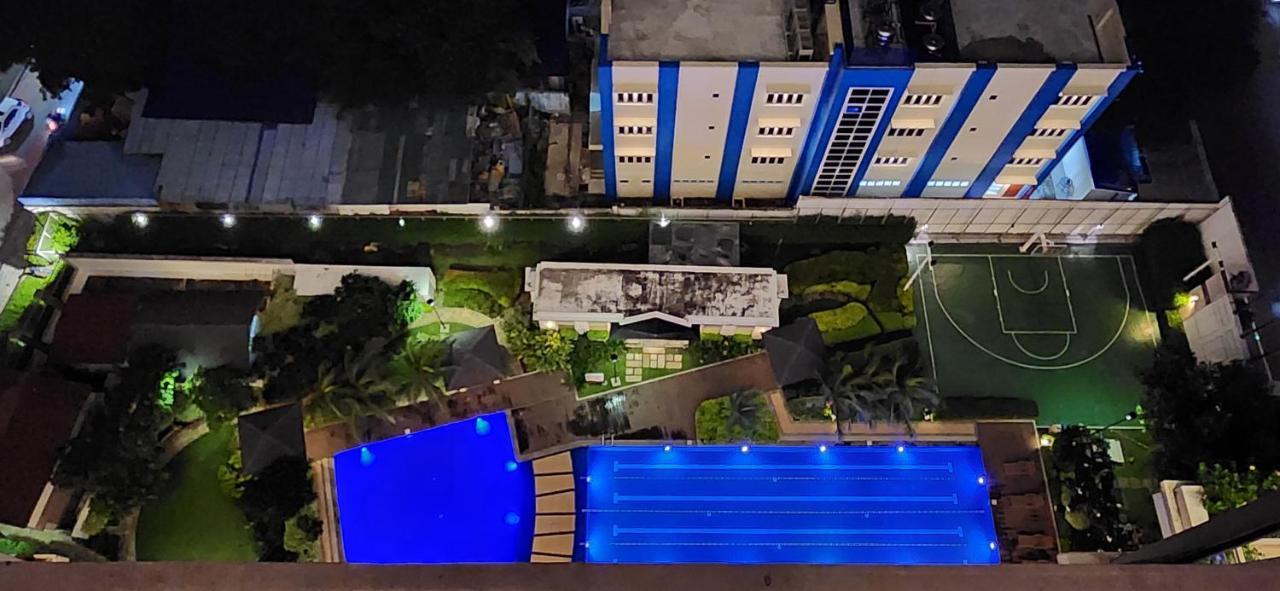 Casa Antonio At Fairway Terraces Family Penthouse 2Br Wi-Fi Nr Golf, Airport, Fort Bgc Маніла Екстер'єр фото
