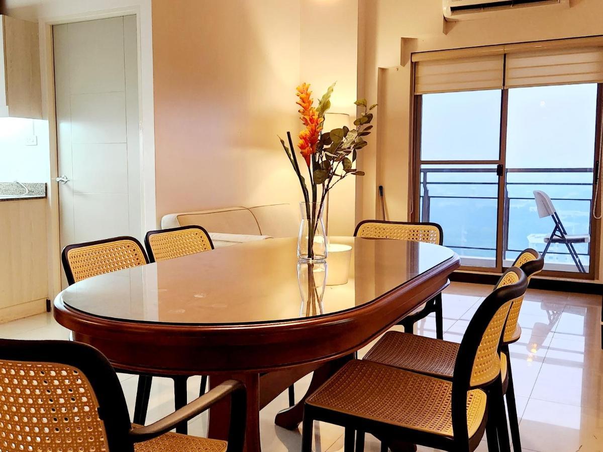Casa Antonio At Fairway Terraces Family Penthouse 2Br Wi-Fi Nr Golf, Airport, Fort Bgc Маніла Екстер'єр фото