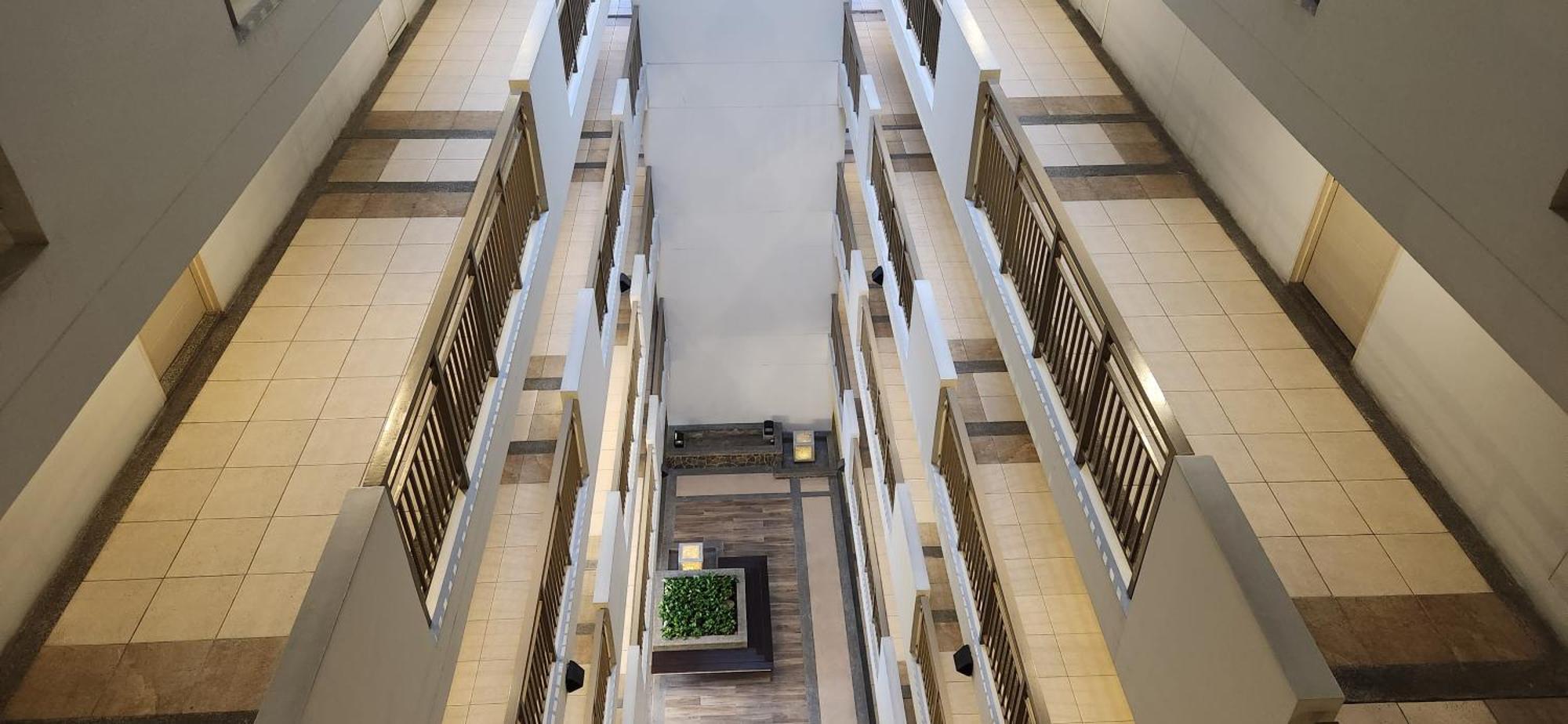 Casa Antonio At Fairway Terraces Family Penthouse 2Br Wi-Fi Nr Golf, Airport, Fort Bgc Маніла Екстер'єр фото
